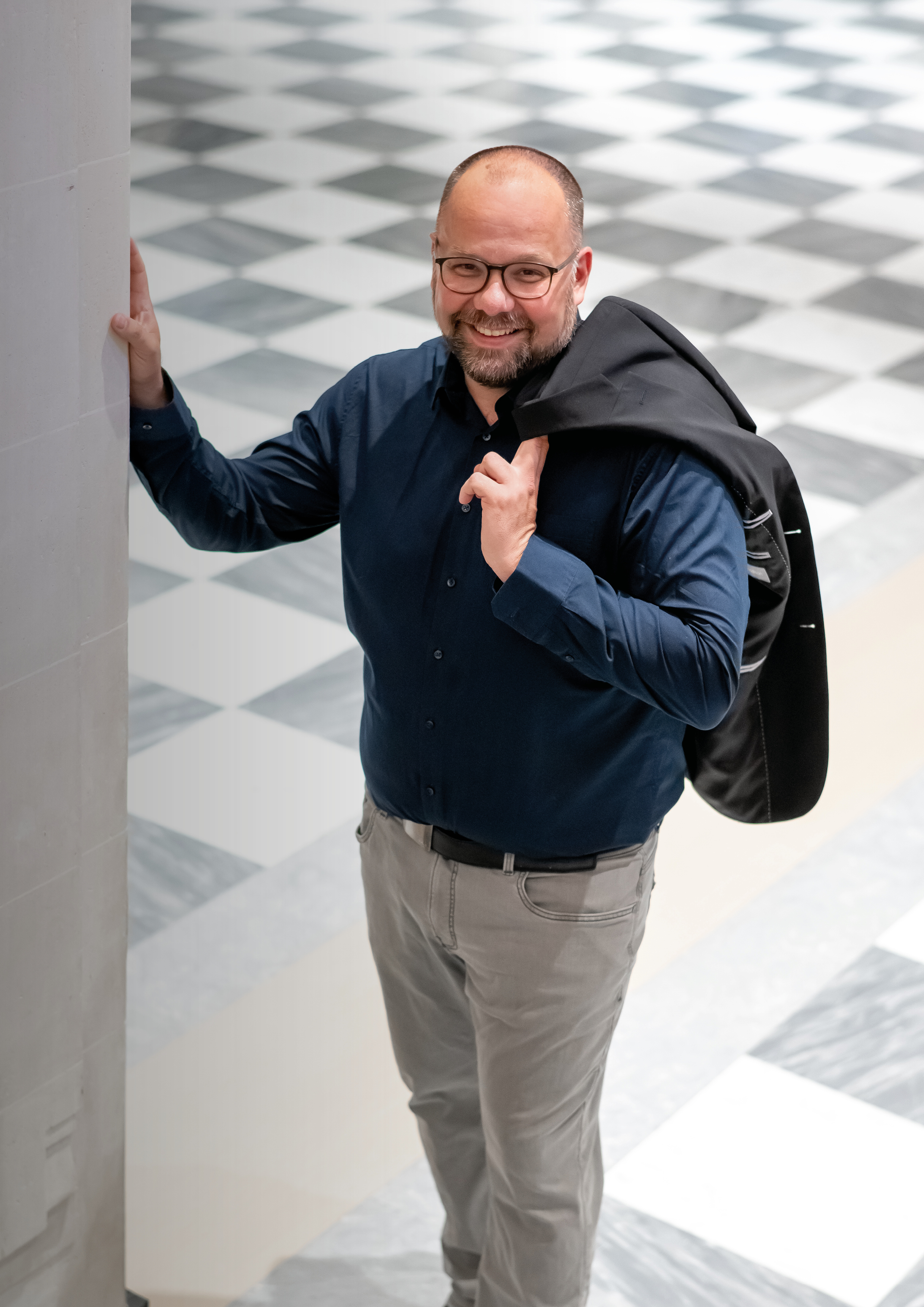 Titelbild_Roger_Zbinden_dunkel