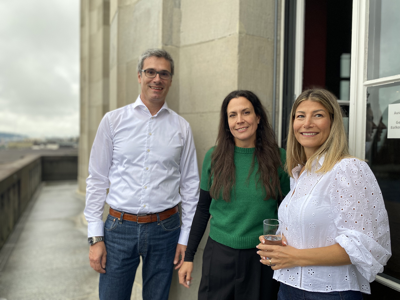 homas Cadusch, Pia Käser (beide SwissAccounting) und Shkendije Marjakaj